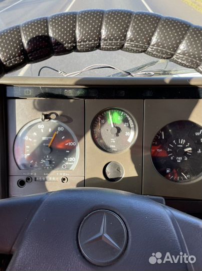 Mercedes-Benz 817, 2002