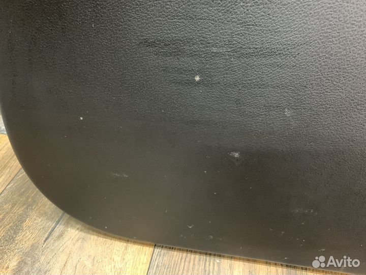 Suzuki Vitara Обшивка двери багажника нижняя