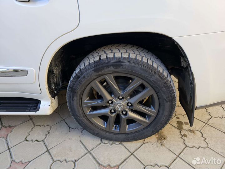 Колеса на Lexus LX 570 r20