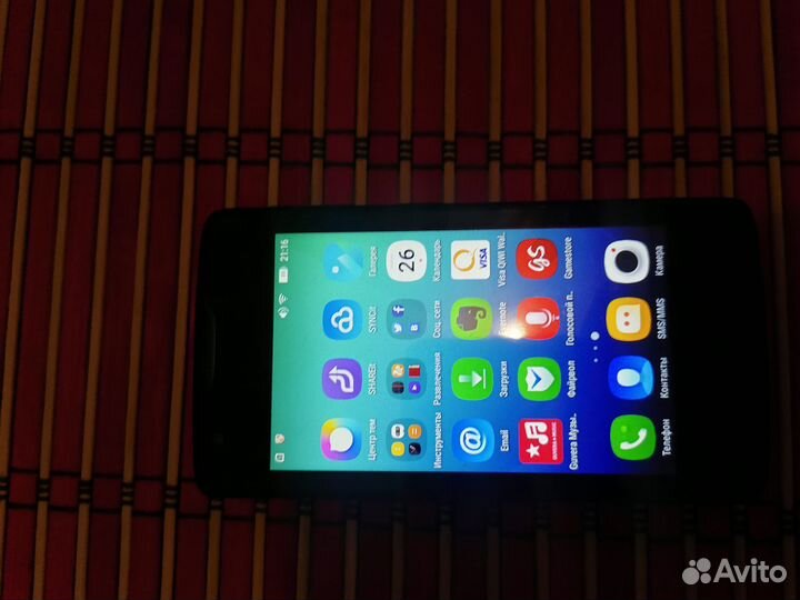 Телефон lenovo