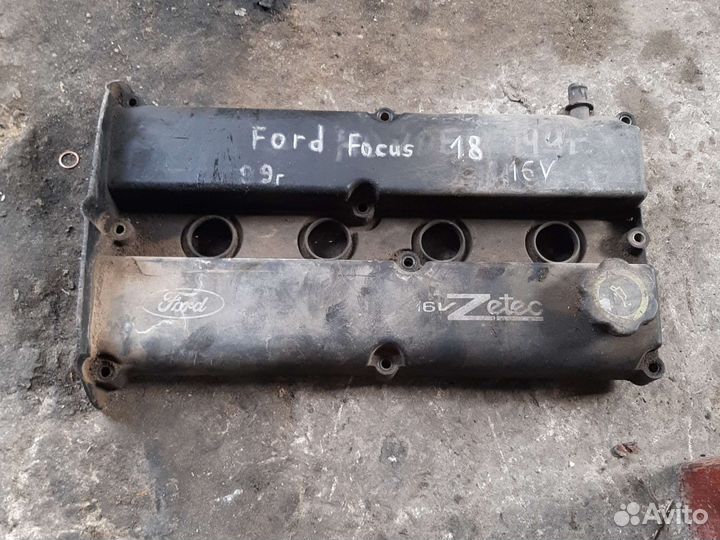Клапанная крышка Ford Focus 1