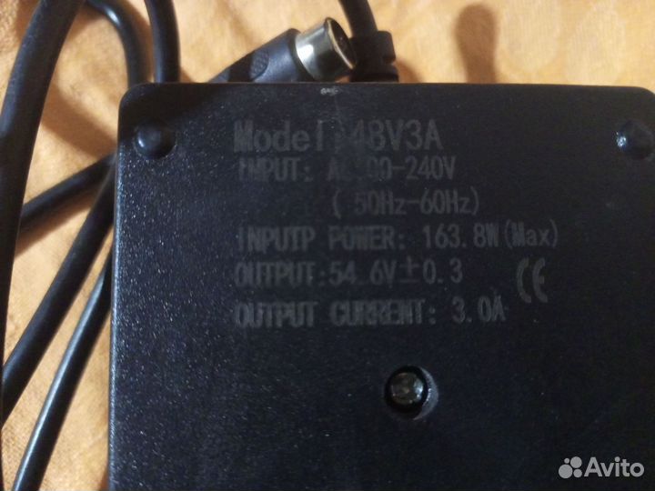 Зарядное устройство для электровелосипеда 48V. 3A