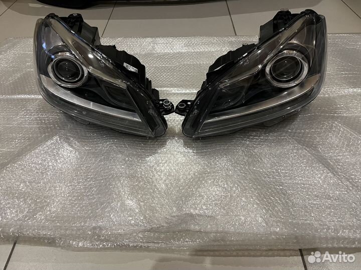 Передняя оптика Mercedes W204 рестайлинг новая