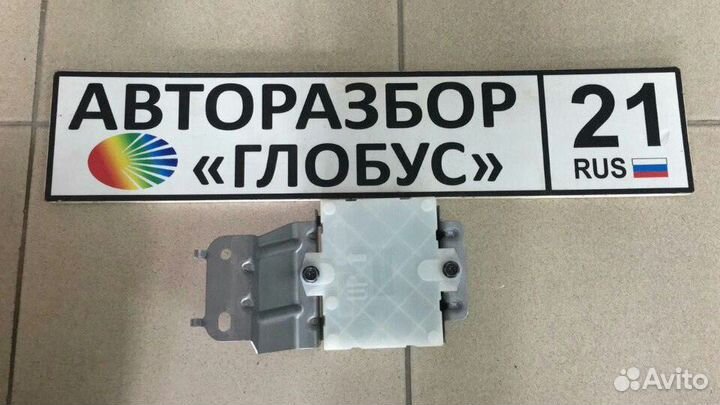 Блок управления замками дверей Infiniti QX70