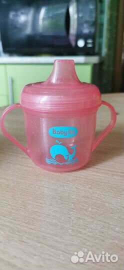 Поильники, тарелочка, контейнер