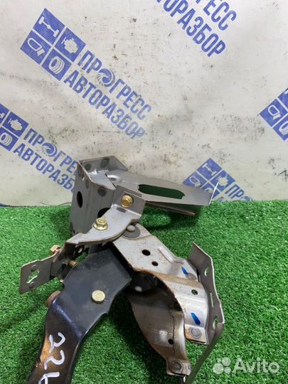 Педаль тормоза Mazda 6 Gg седан 1.8 L8 2004