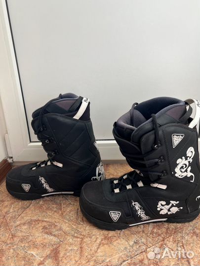 Сноубордические ботинки