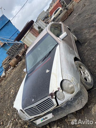 Mercedes-Benz E-класс 2.2 МТ, 1997, 999 999 км