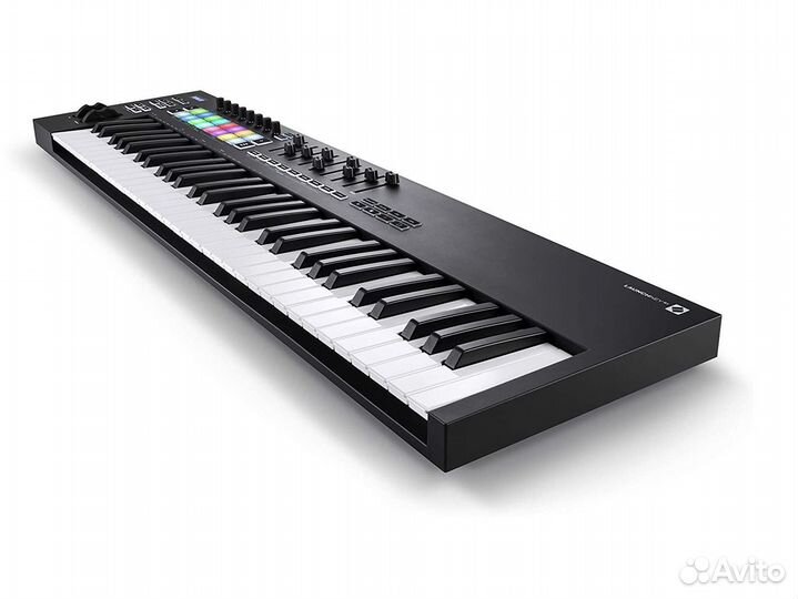 Novation Launchkey 61 MK3 миди-клавиатура