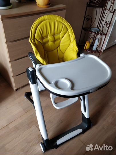 Детский стульчик для кормления