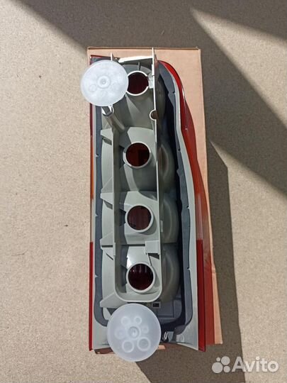 Фонарь задний левый Transit 2000-2006