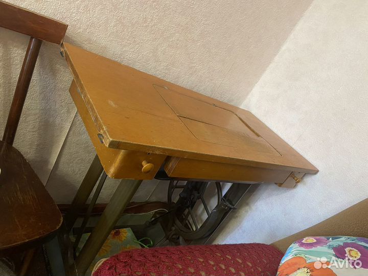 Антикварная Машинка швейная