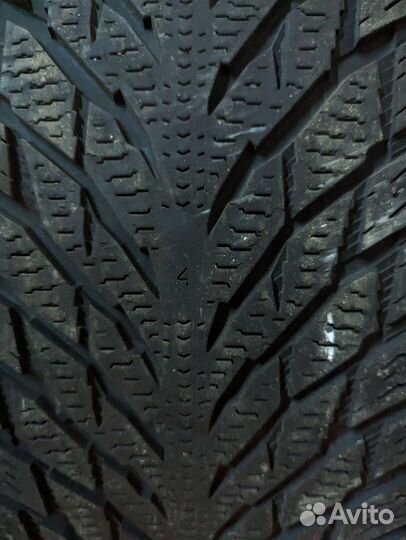 Nokian Tyres Hakkapeliitta R3 255/35 R19 96