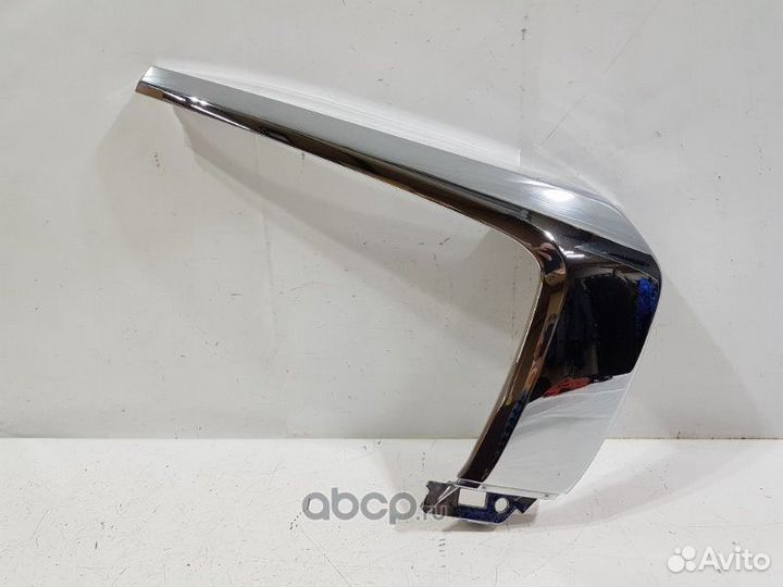 Накладка переднего бампера Mitsubishi Outlander