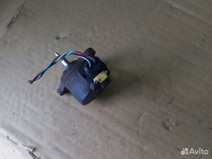 Citroen/Peugeot 2,0/2,2HDIдатчик0281002584давления