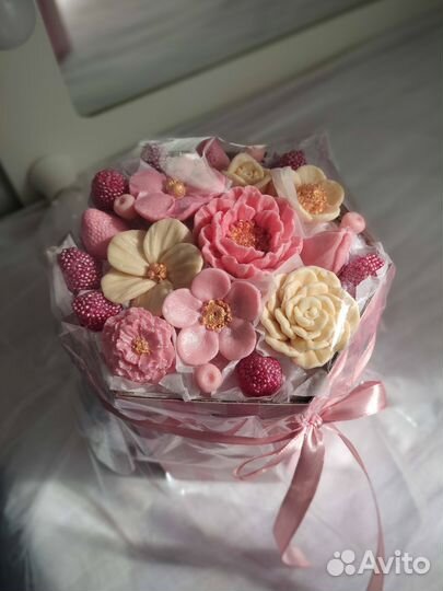 Букет из шоколада и мармелада