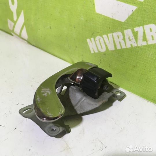 Ручка двери внутренняя левая Митсубиси Галант 8