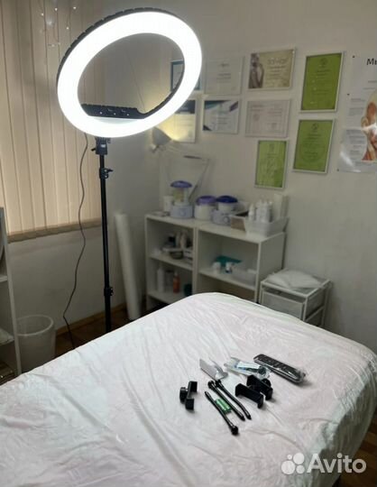 Кольцевая лампа 45см со штативом