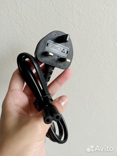 Вилка с проводом