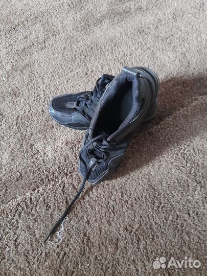 Кроссовки женские для танцев