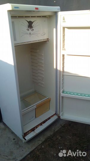 Холодильник бу маленький