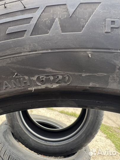 Kumho Crugen Premium KL33 235/55 R19