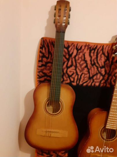 Классическая гитара бу