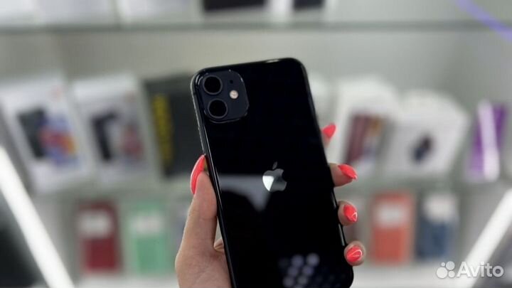 iPhone 11, 64 ГБ