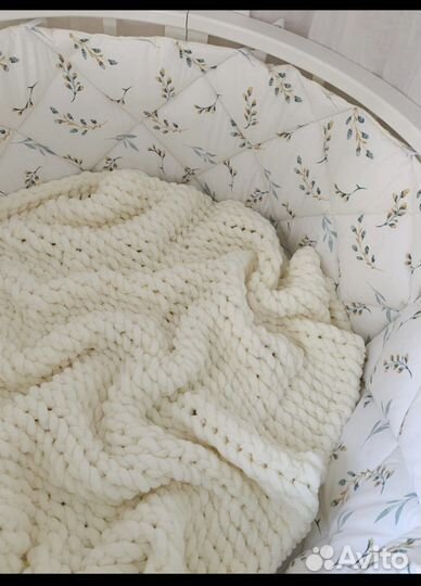 Бортики в круглую кроватку