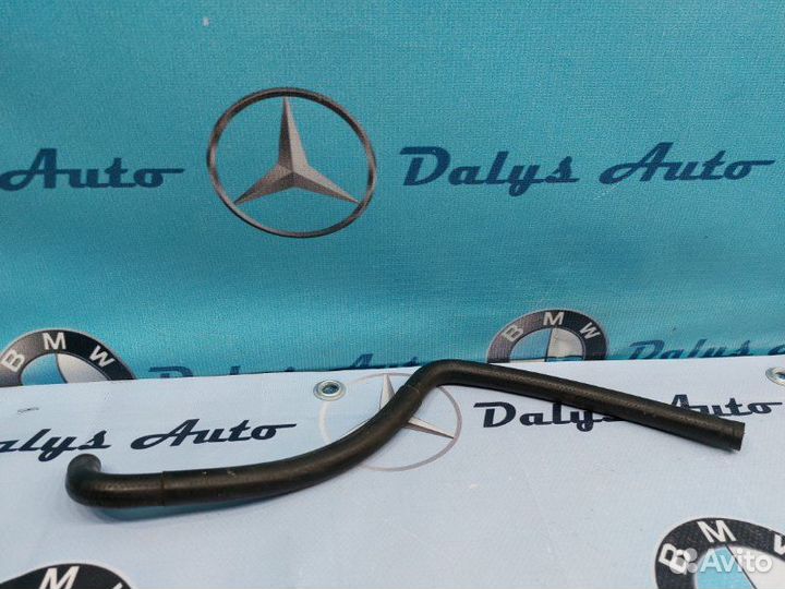 Патрубок системы охлаждения Mercedes-Benz S-Class