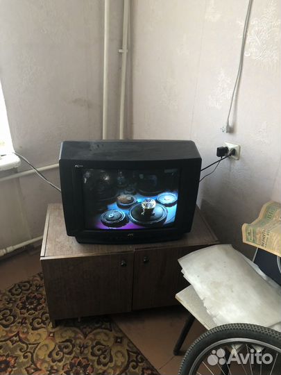 Телевизор бу на запчасти