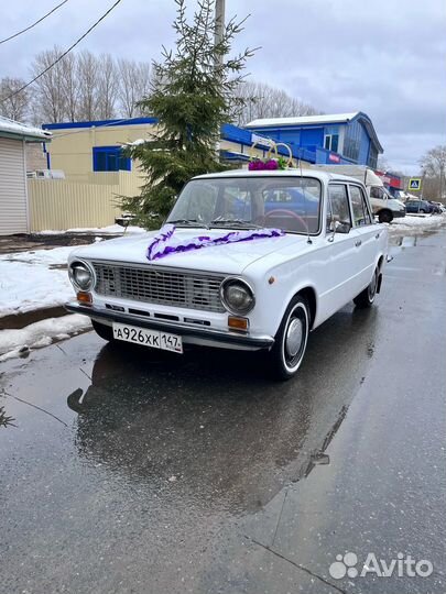 Прокат ретро автомобиля с водителем