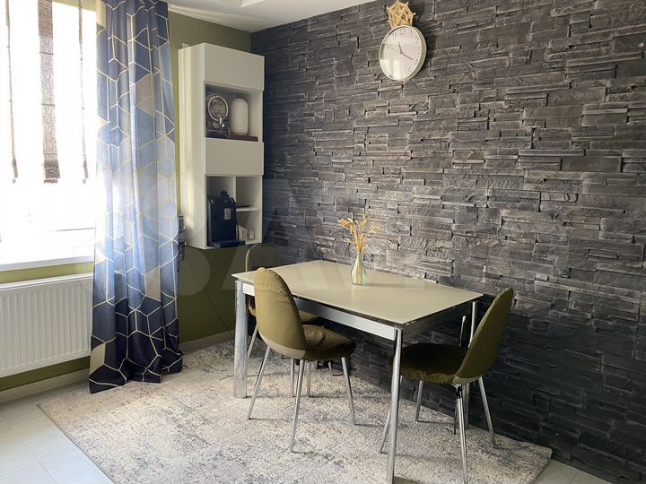 2-к. квартира, 64 м², 17/17 эт.