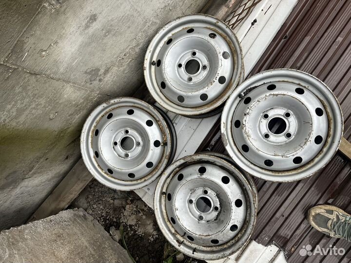 Штампы Renault Logan r14