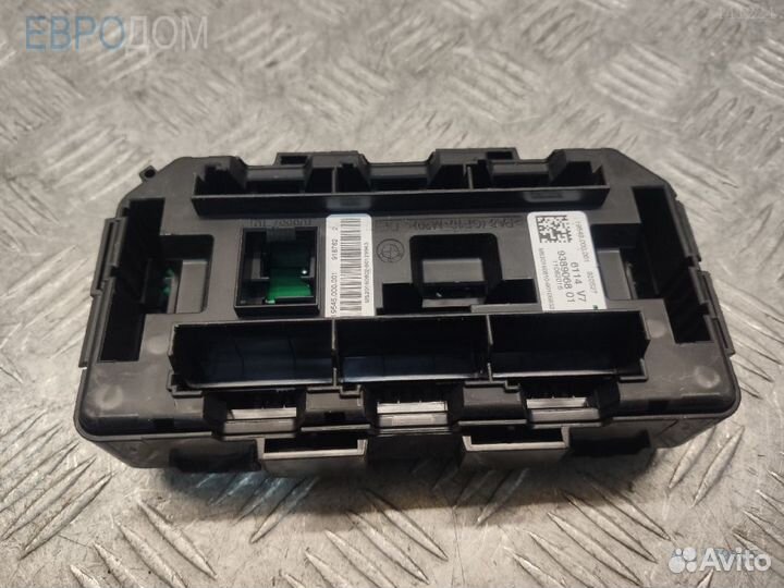 Блок предохранителей на BMW F30 s1139335