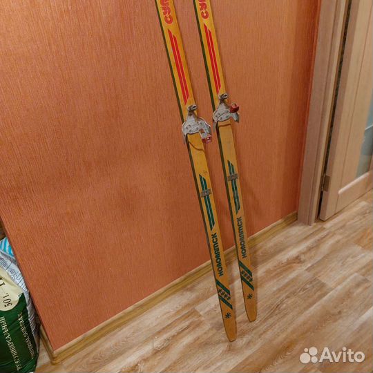 Лыжи с ботинками деревянные 190см, размер 40