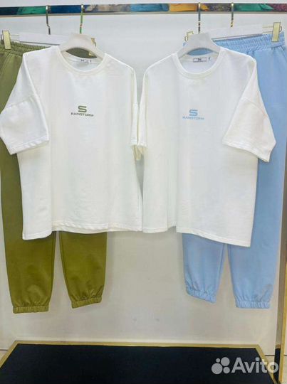 Спортивный костюм женский 46 новый