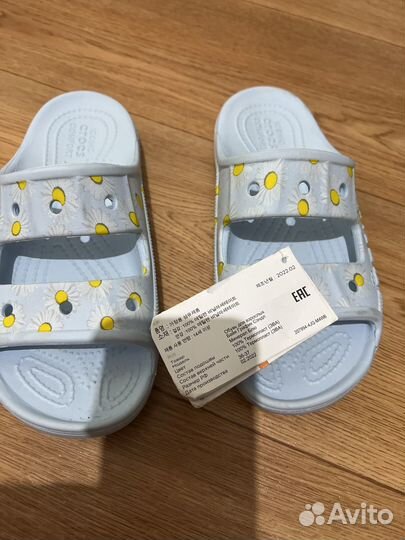 Женские шлепанцы crocs