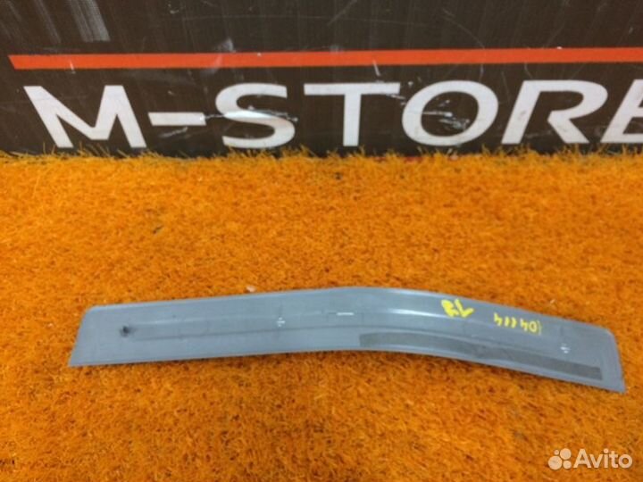 Накладка на порог салона задняя левая