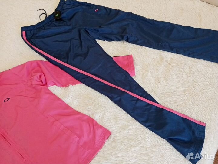 Спортивный костюм Demix новый