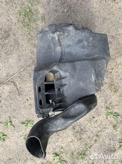 Корпус воздушного фильтра Ford Focus III V2,0