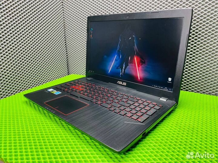 Игровой ноутбук i5/SSD240+HDD1000/GTX1050