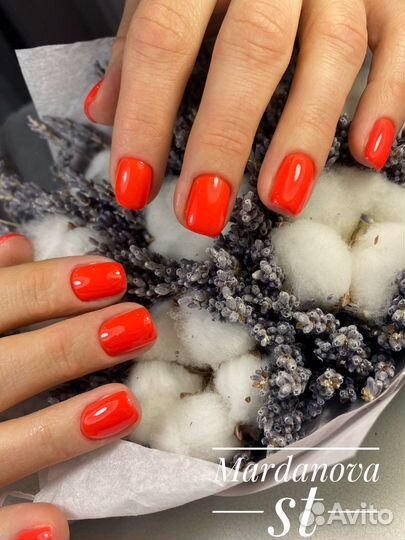 Маникюр педикюр