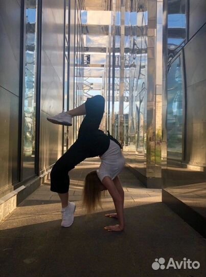 Тренер по растяжке, гимнастике