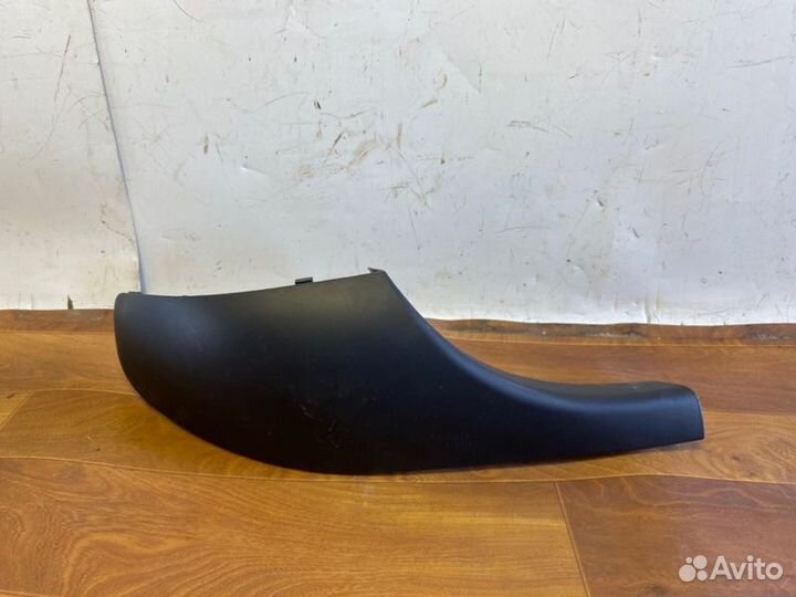 Молдинг бампера задний левый Citroen Xsara Picasso