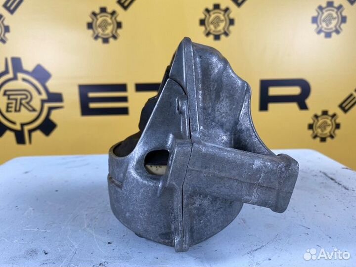 Опора двигателя Audi S5 8T 3.0 tfsi