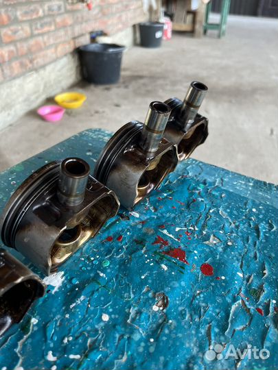 Поршень lancer 9