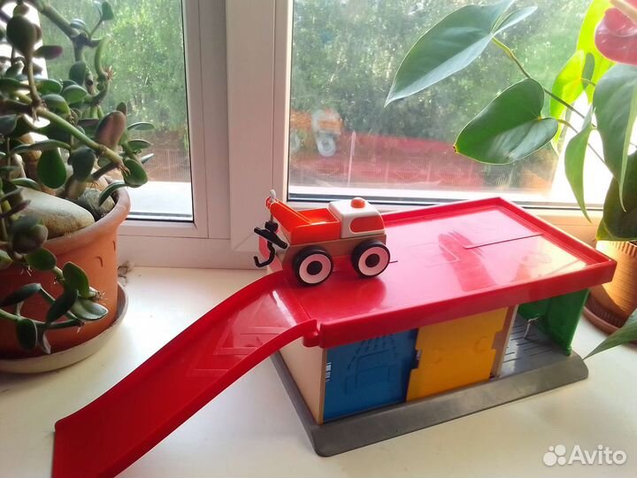 Икея парковка гараж с эвакуатором IKEA