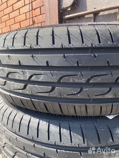 Contyre Megapolis 3 215/65 R16