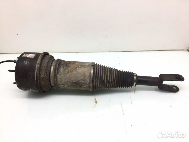 Стойка передняя правая Jaguar Xj 2.7 TD 2006